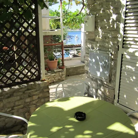 Apartamento By The Sea Stomorska, Solta - 14960